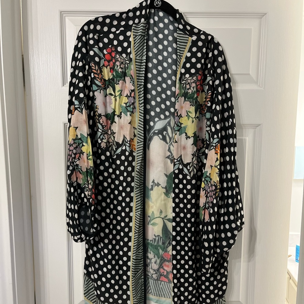 Adorable kimono from Anthropologie- nwot